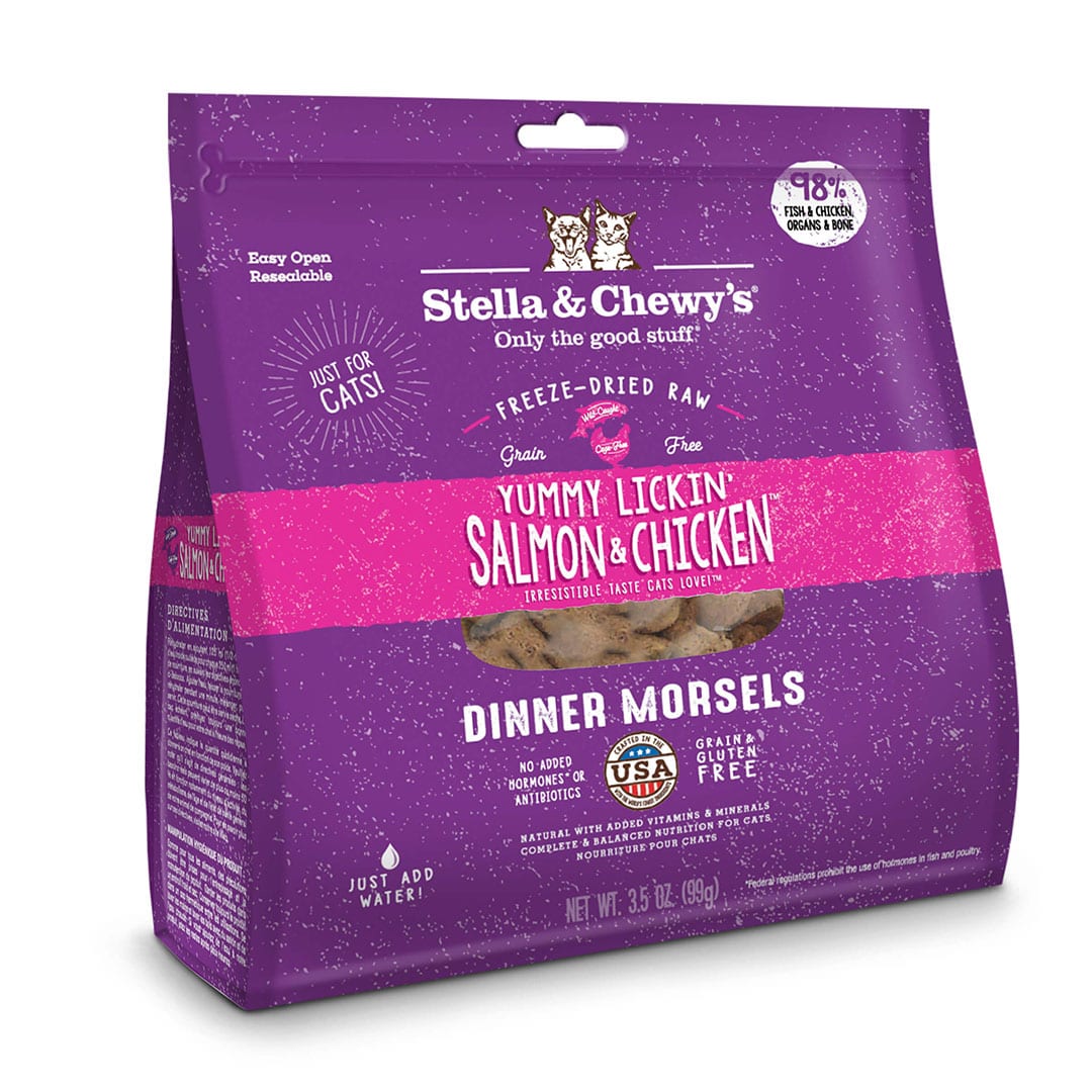 Yummy Lickin' Salmon and Chicken Freeze-dried Raw Dinner Morsels front
