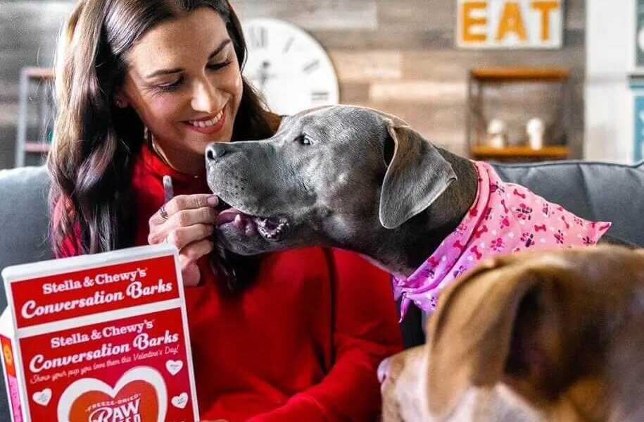 Stella & Chewy's and Soccer Star Alex Morgan Dedicate Valentine's Day to Love of Pets